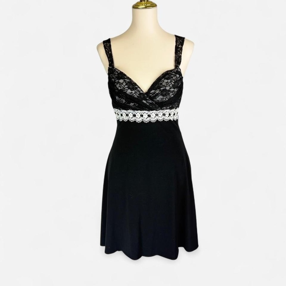 Y2K black mini dress my Michelle size medium